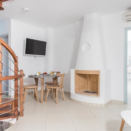Secret Earth Villas - Santorini Kamari  Exterior photo