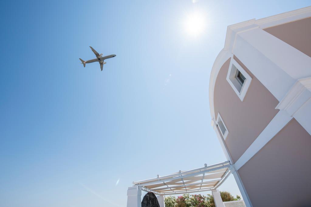 Secret Earth Villas - Santorini Kamari  Exterior photo
