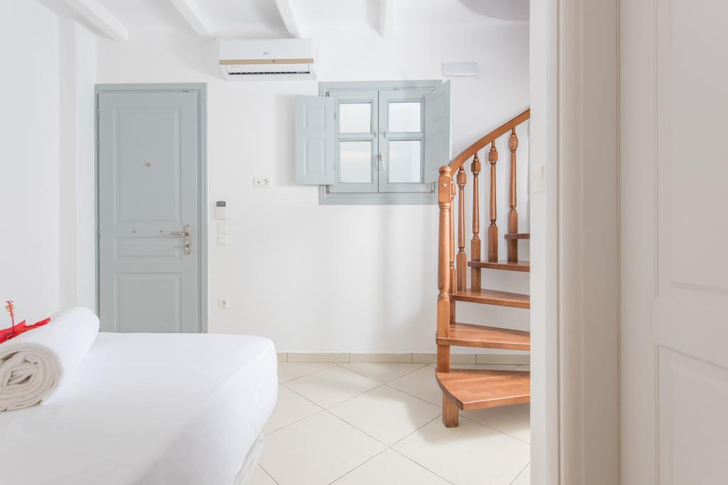 Secret Earth Villas - Santorini Kamari  Exterior photo